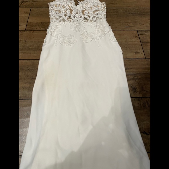 WEDDING DRESS - Picture 15 of 15